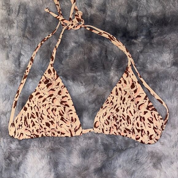 Cotton On Other - Cotton On bikini top